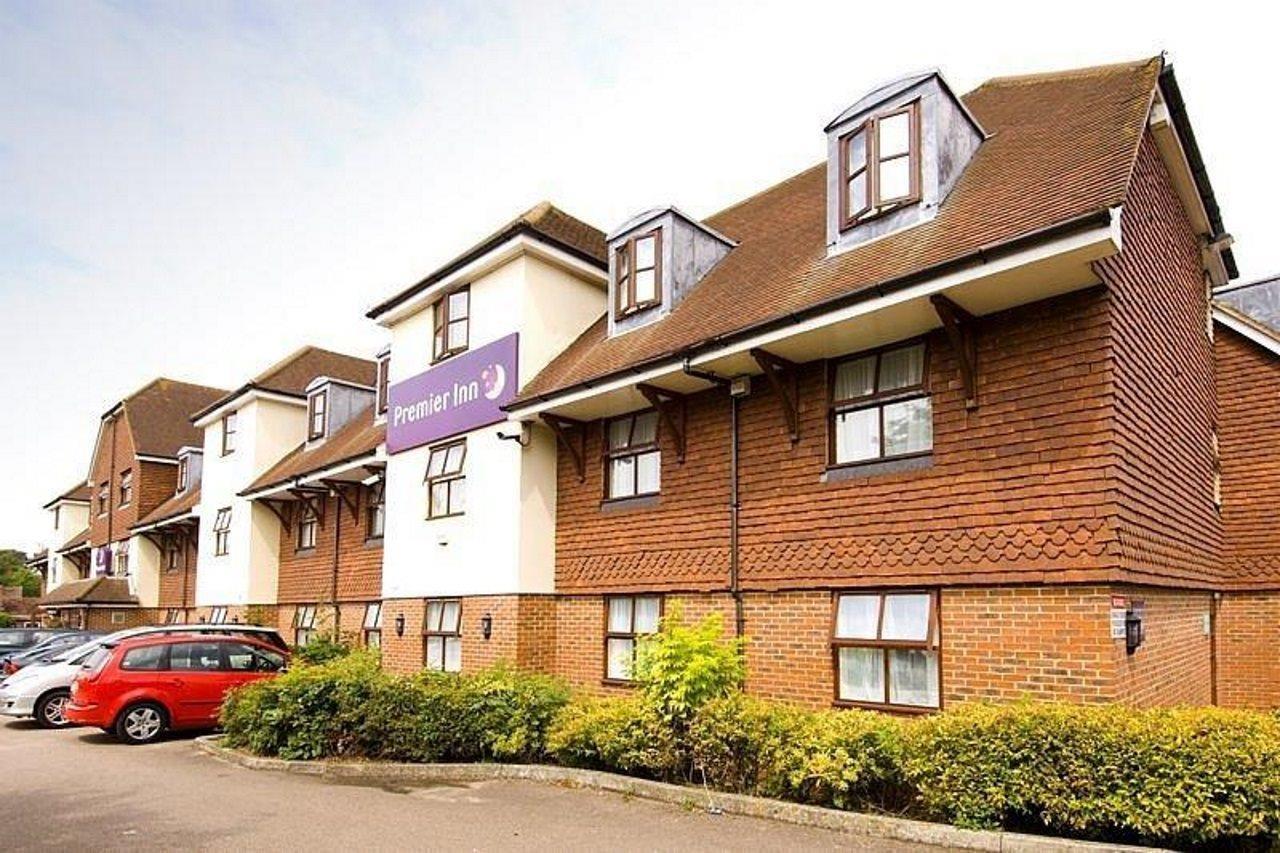 Premier Inn London Gatwick Airport South - London Road Κρόουλι Εξωτερικό φωτογραφία
