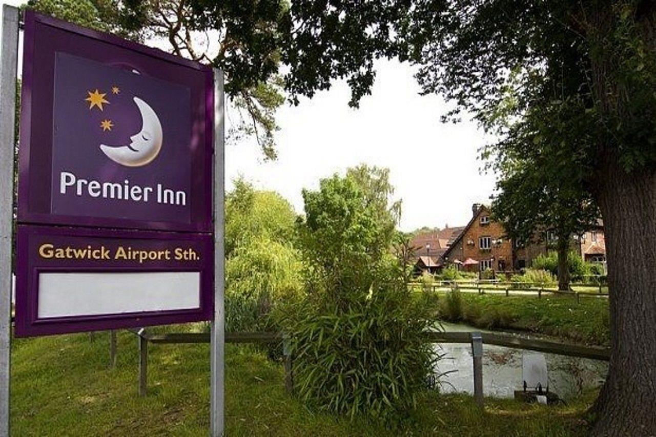 Premier Inn London Gatwick Airport South - London Road Κρόουλι Εξωτερικό φωτογραφία